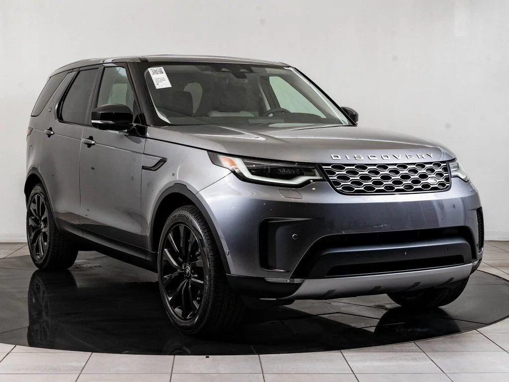 Used 2026 Eiger Gray Metallic Land Rover S image 12