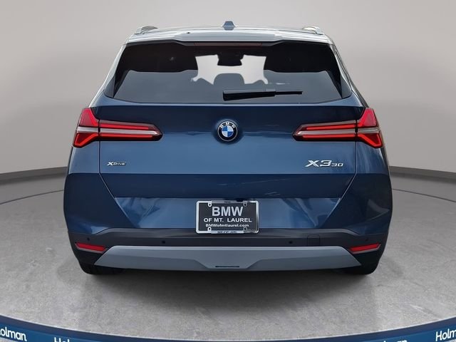 New 2026 Arctic Race Blue metallic BMW 30 xDrive image 5