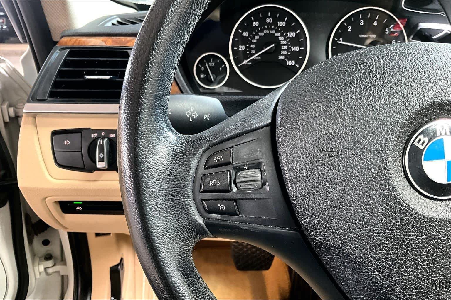 Used 2013 Alpine White BMW 328i image 22