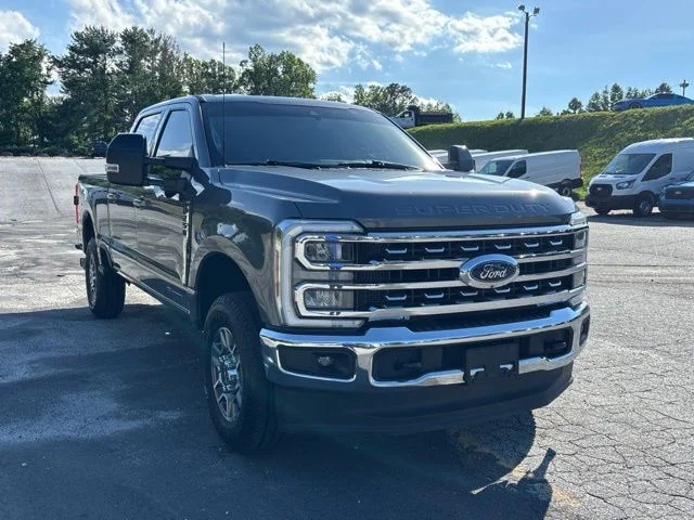 Used 2024 Gray Ford Lariat image 2