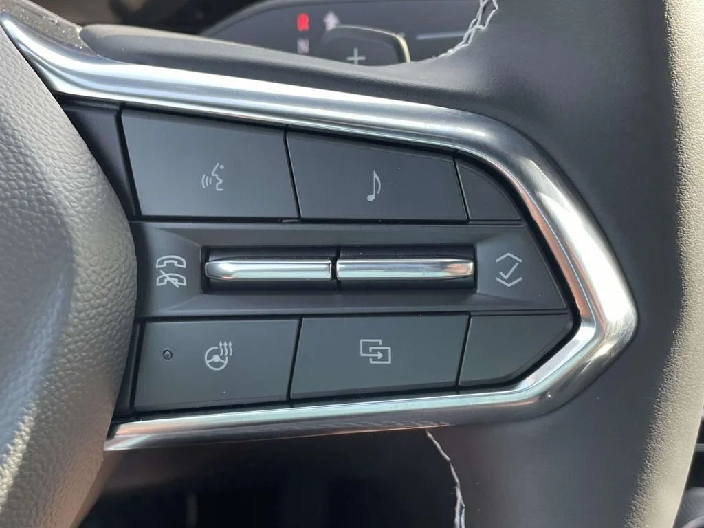 New 2026 Sterling Gray Metallic Chevrolet FWD LT image 30