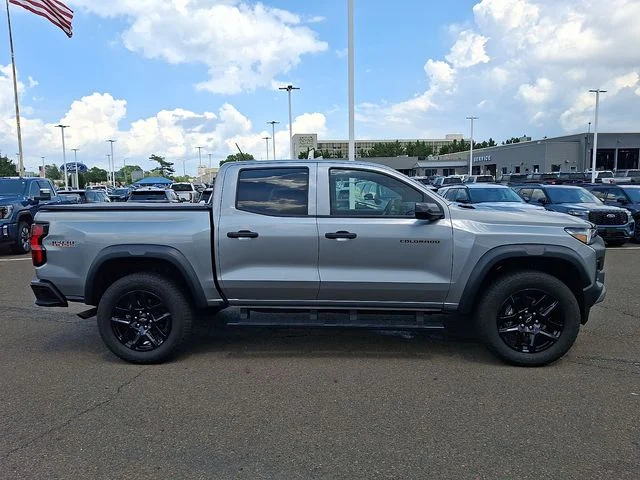 Used 2025 Sterling Gray Metallic Chevrolet Trail Boss image 7
