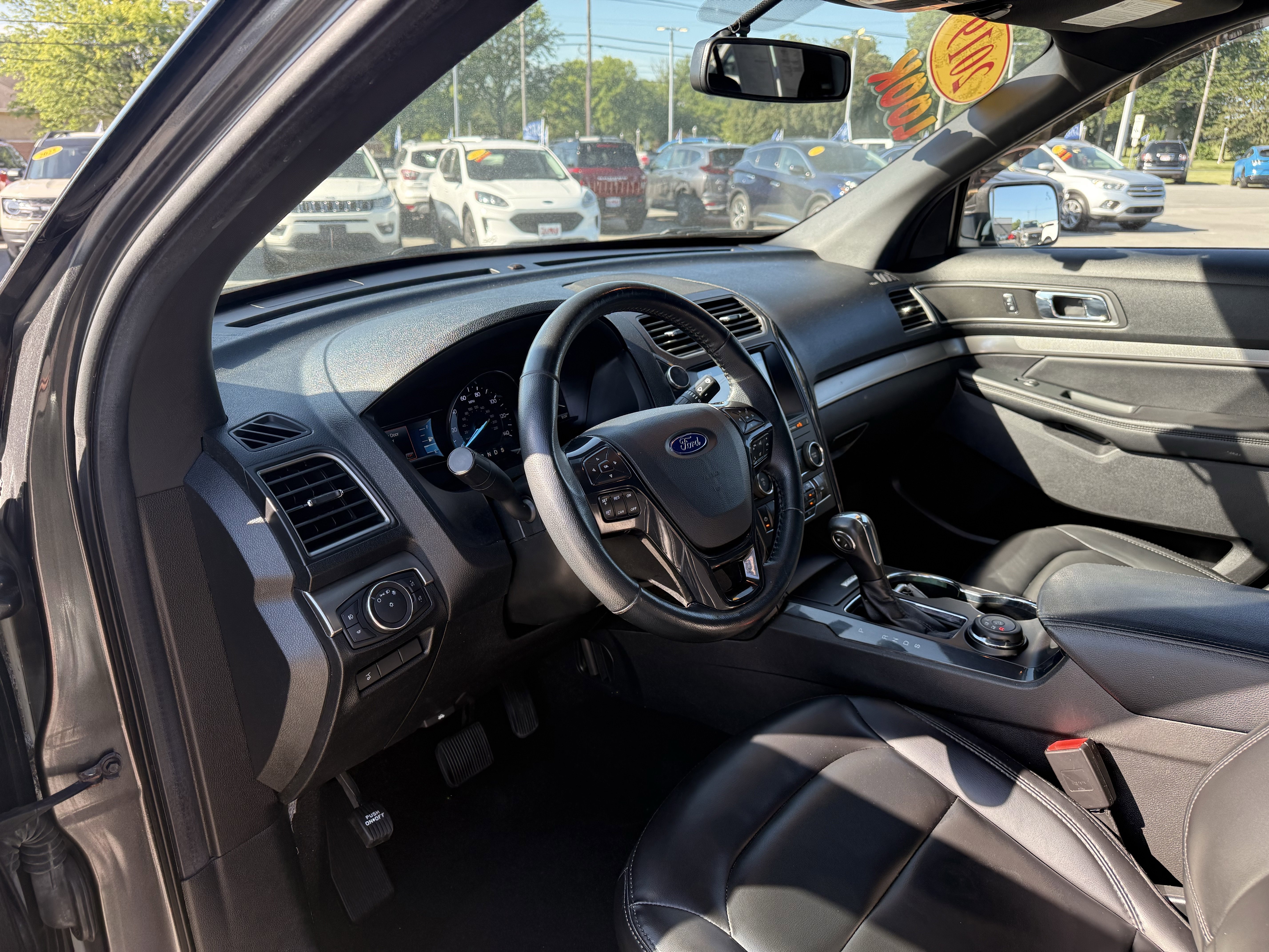 Used 2019 Magnetic Ford XLT image 15