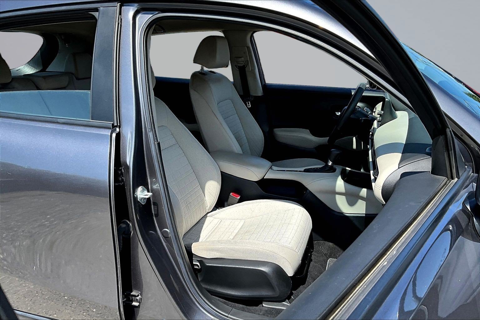 Used 2024  Honda LX image 26