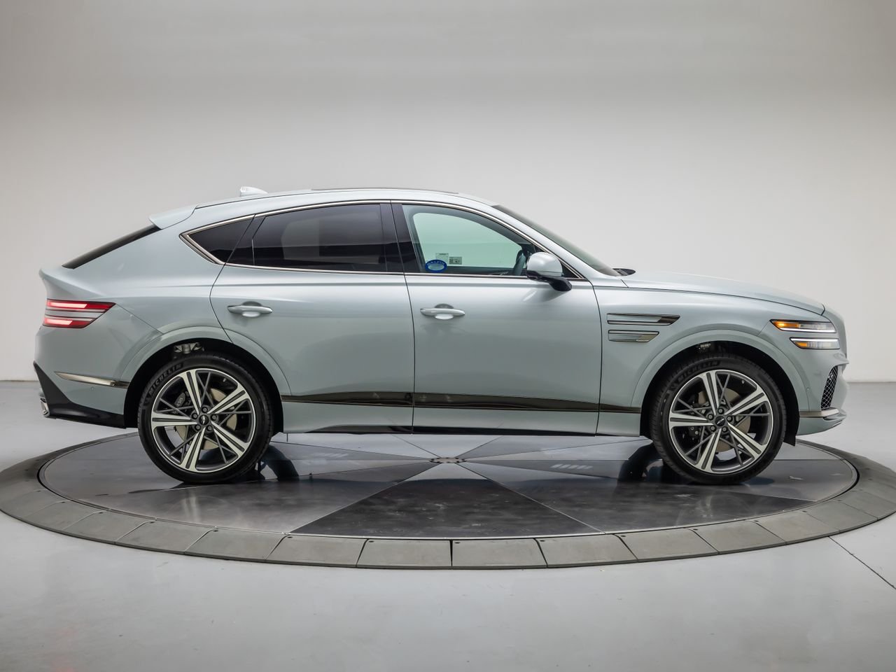 New 2026 Bering Blue Genesis 3.5T E-SC MHEV image 6