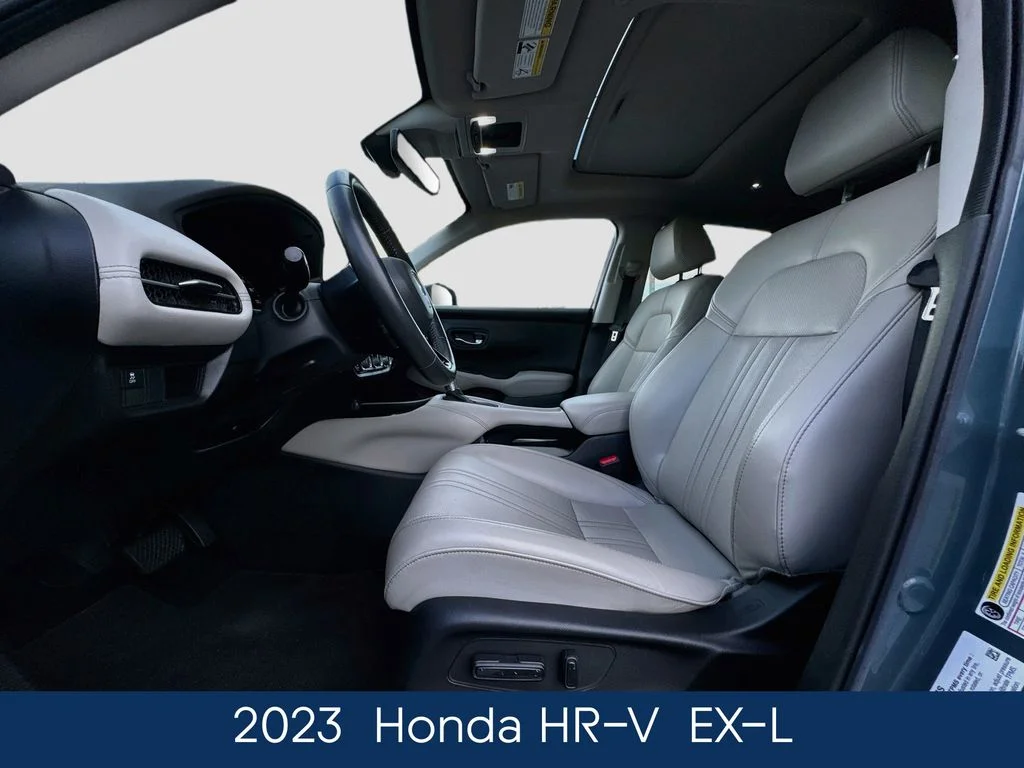 Used 2023  Honda EX-L image 24