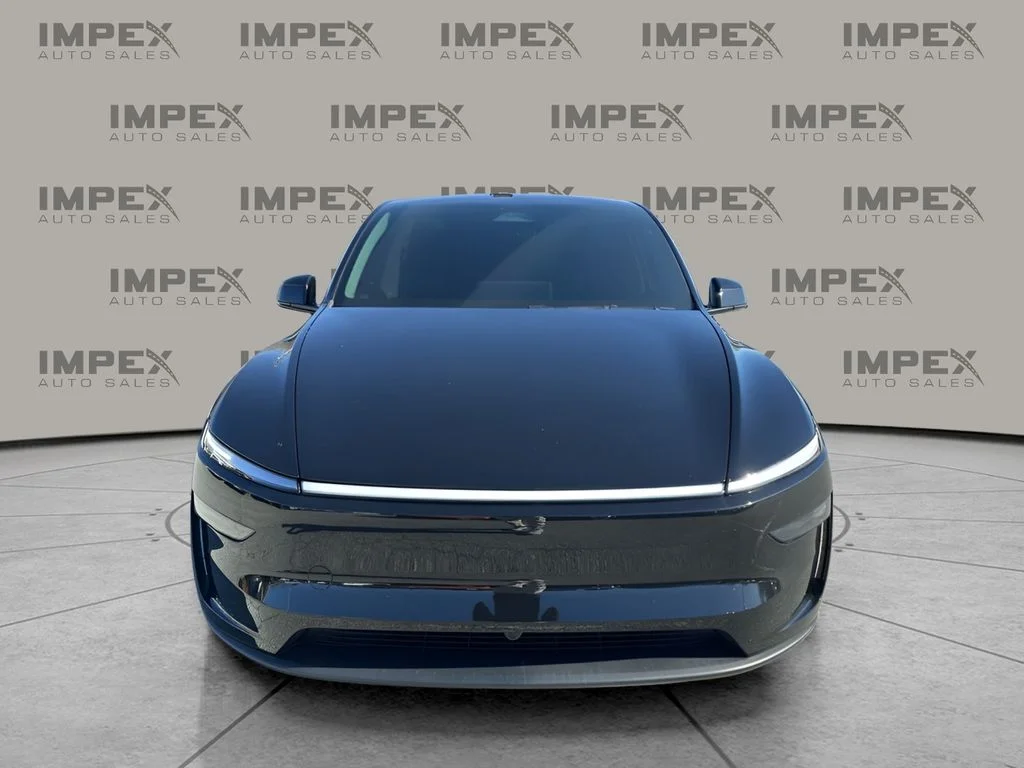 Used 2026  Tesla Long Range image 8