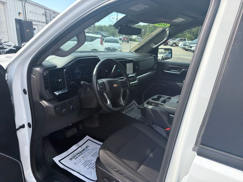 Used 2024 White Chevrolet LT image 15