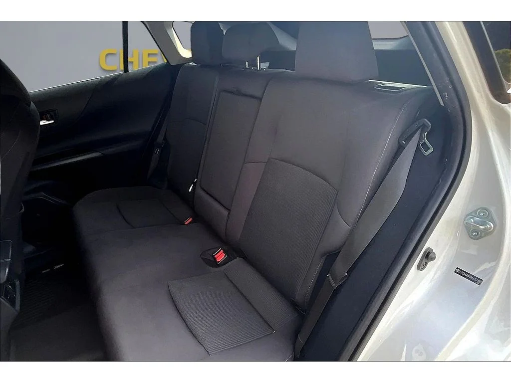 Used 2021  Toyota LE image 17