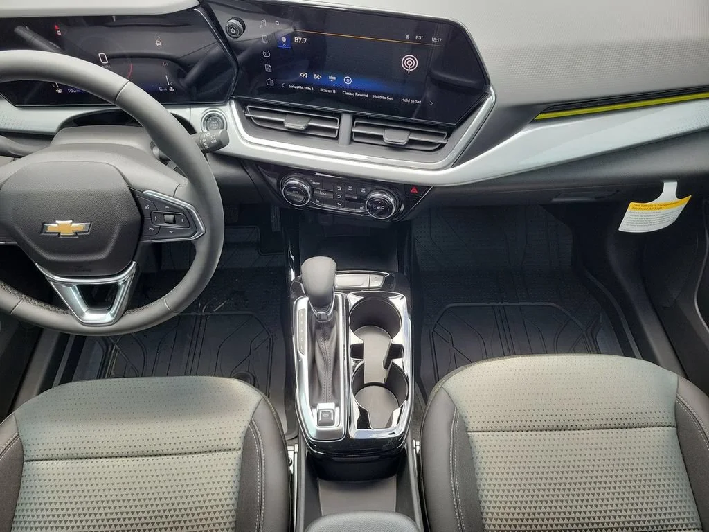 New 2026 Summit White Chevrolet LT image 19