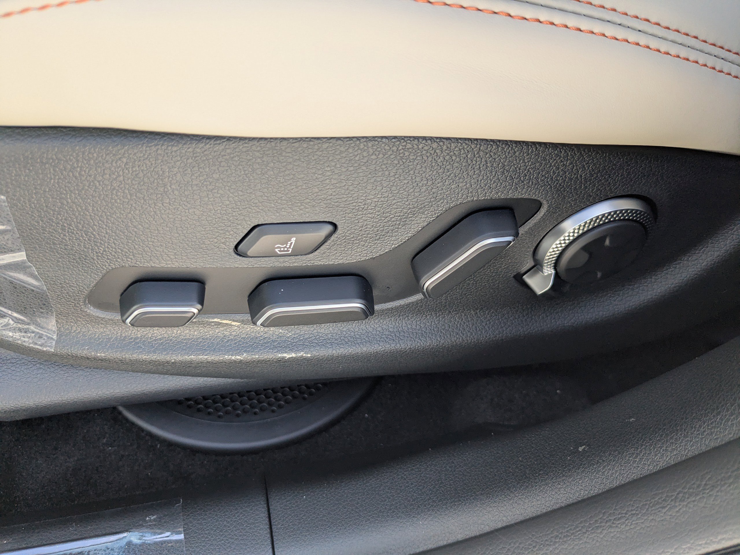 2026 GENESIS GV70 Sport Prestige - Photo 18