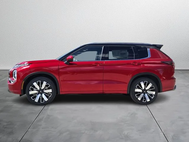 New 2026 Red Mitsubishi SEL image 3