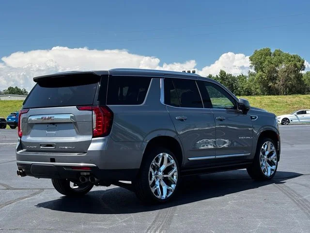 Used 2022 Gray GMC Denali image 7