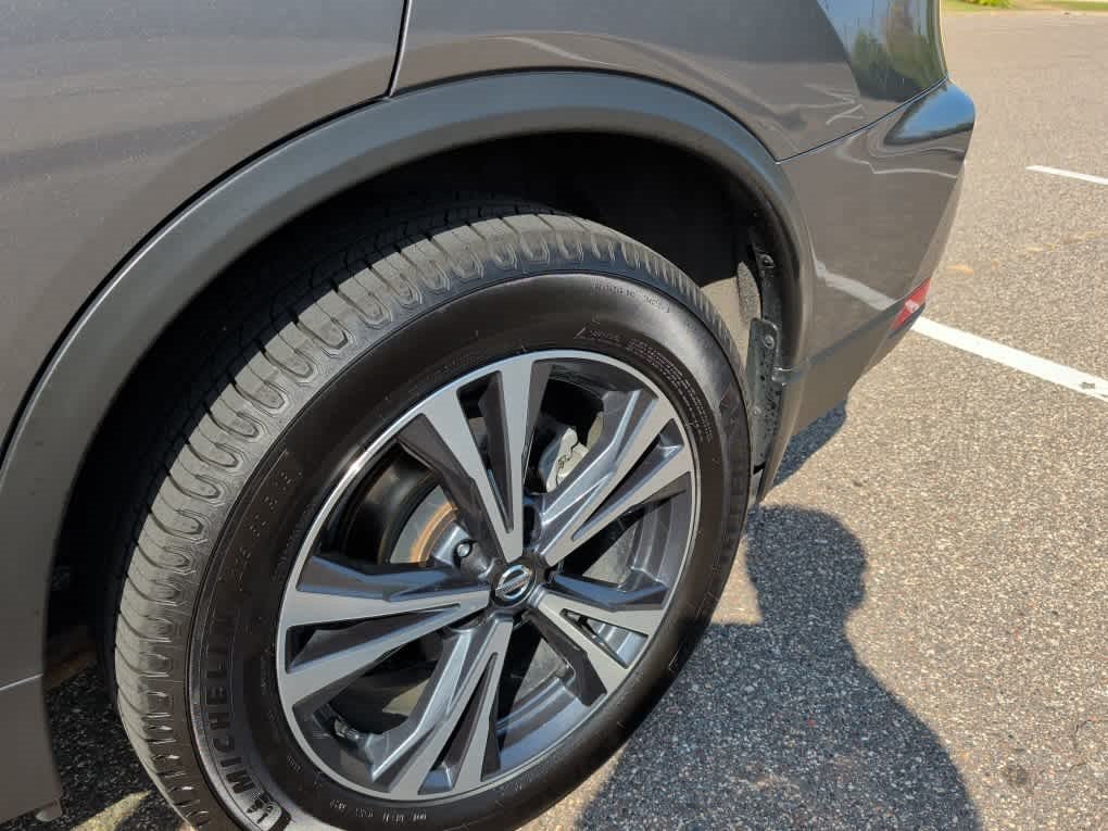 Used 2020 Gun Metallic Nissan SV image 13