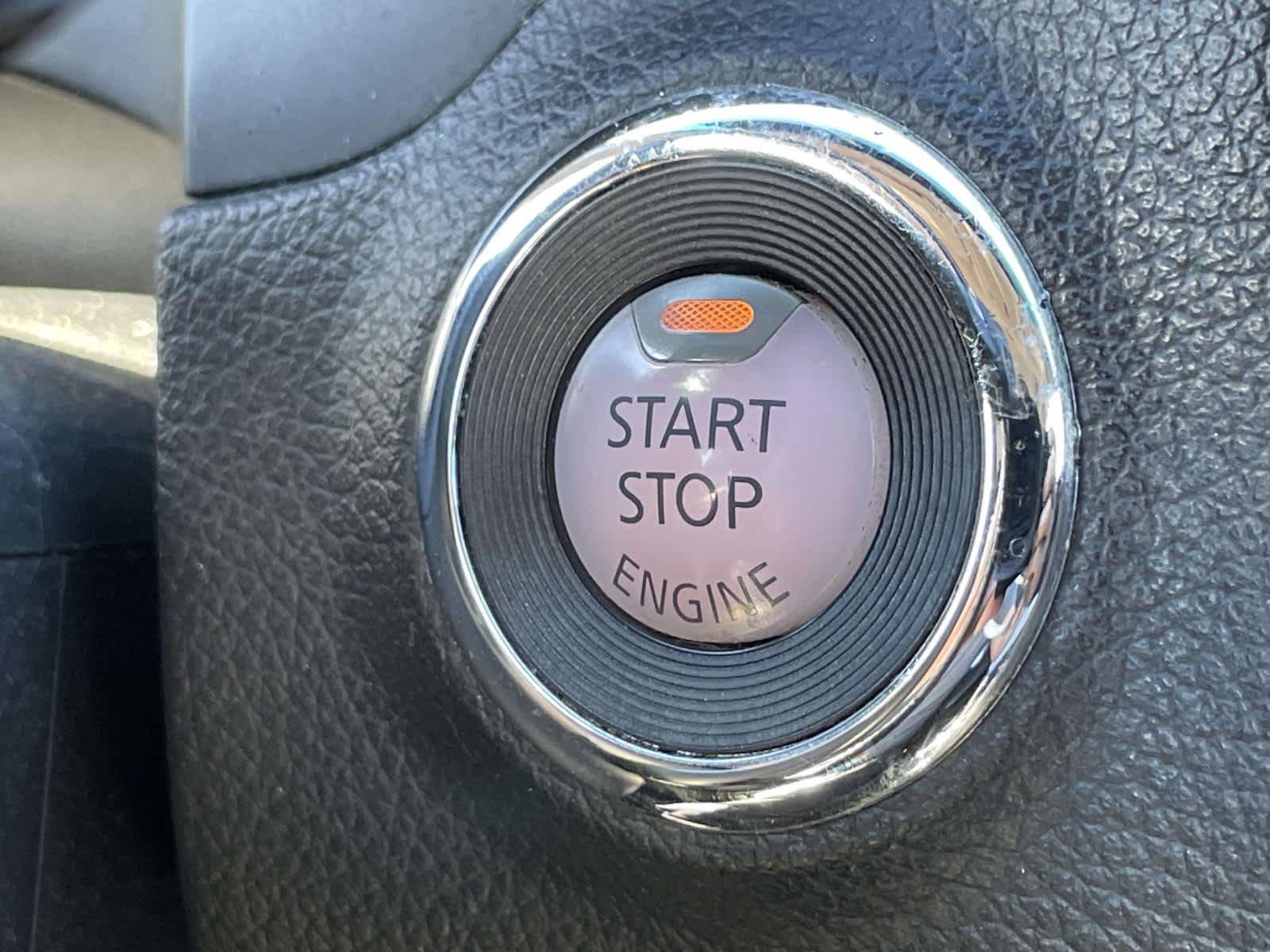 Used 2014 Pearl White Nissan 3.5 SL image 40