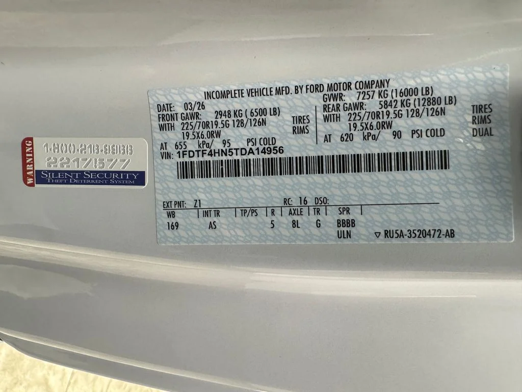 New 2026 Oxford White Ford F-450® XL image 25