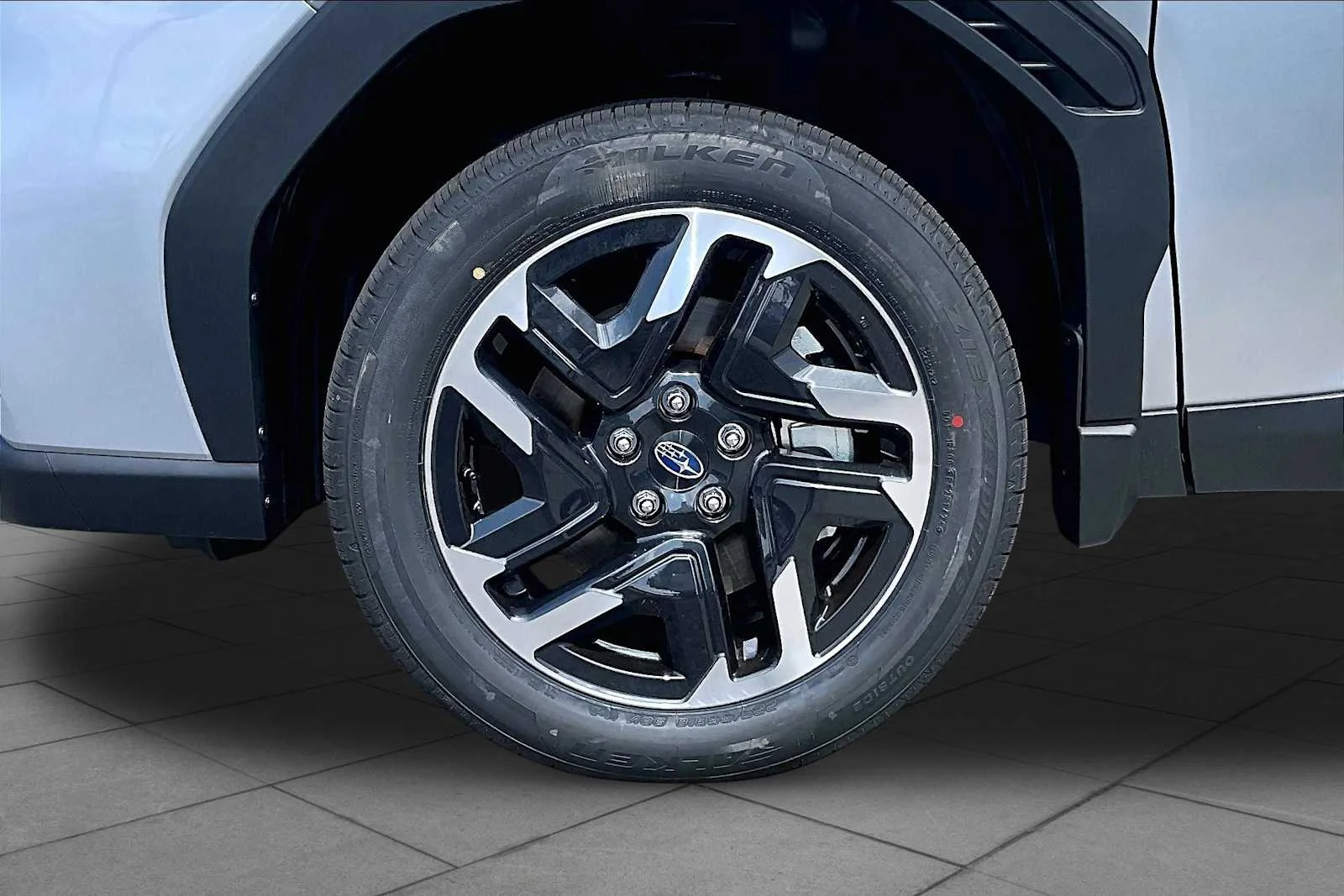New 2026 ISM/- Ice Silve Subaru Limited Hybrid image 13