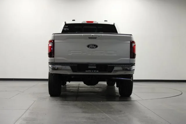New 2026 Star White Metallic Tri-Coat Ford Lariat® image 30