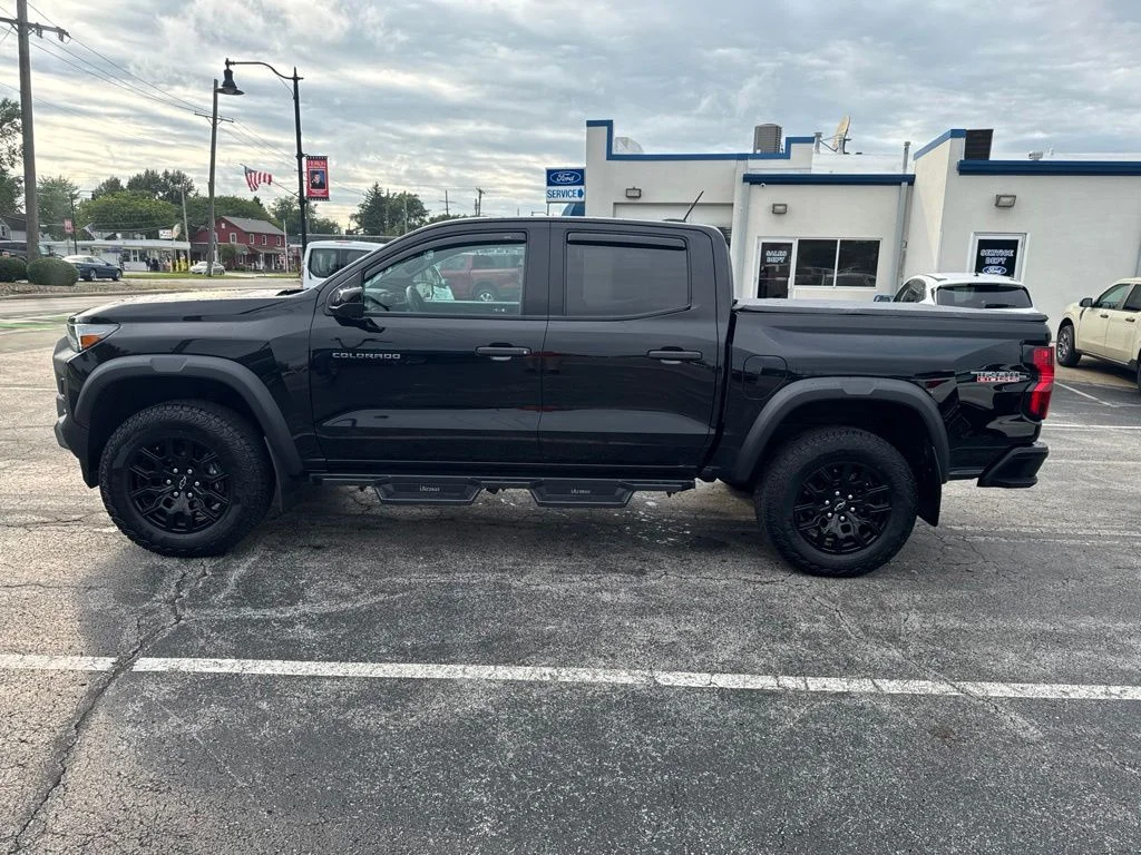 Used 2024 Black Chevrolet Trail Boss image 7