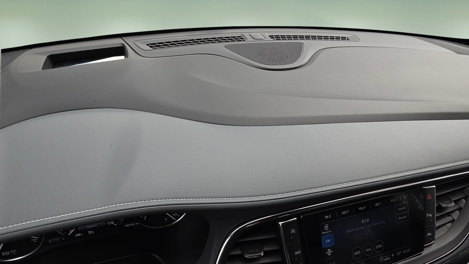 Used 2024 White Buick Premium Group image 9