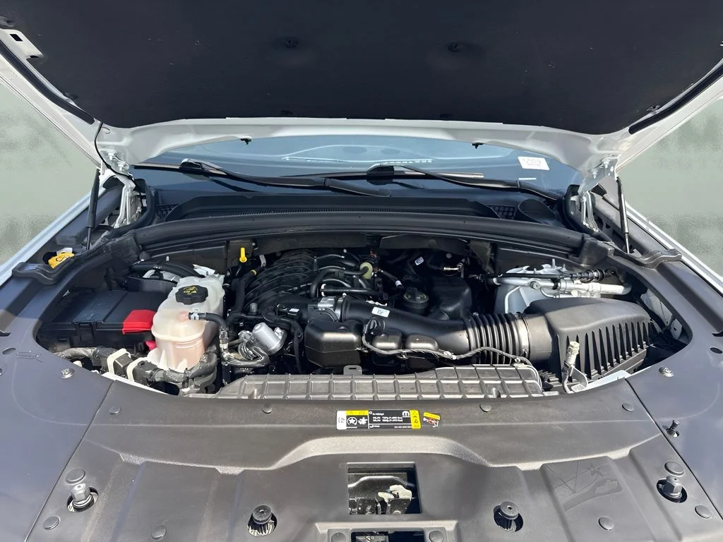 Used 2022 White Jeep Limited image 22