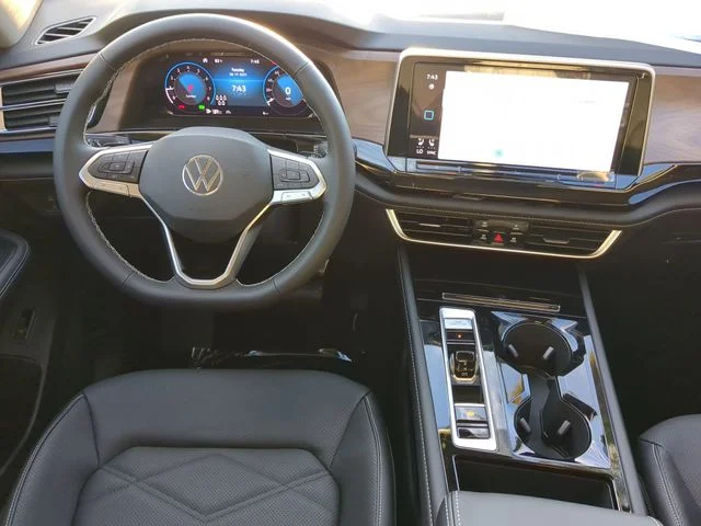 2026 Volkswagen Atlas SE w/Tech - Photo 15
