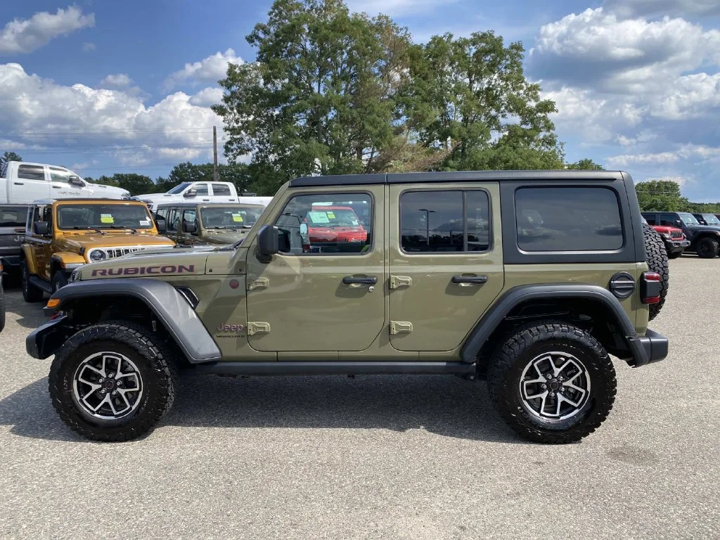 Certified Used 2026 Green Jeep Rubicon image 7