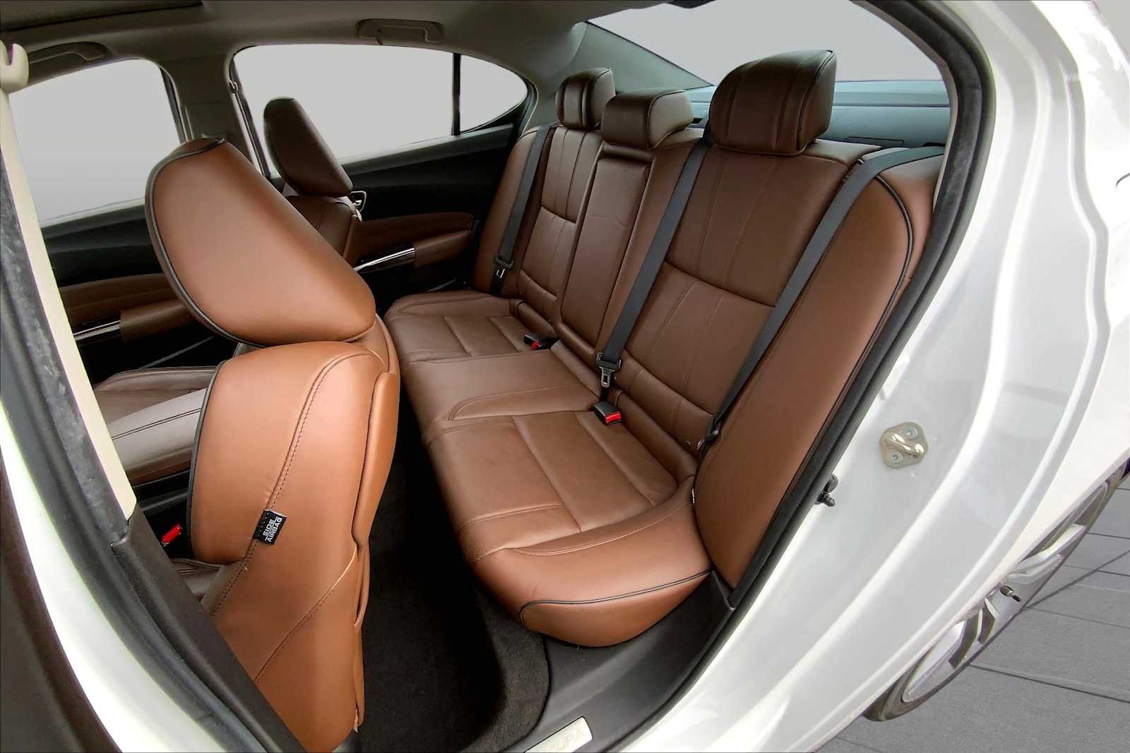 Used 2020 Platinum White Pearl Acura w/Technology Pkg image 21