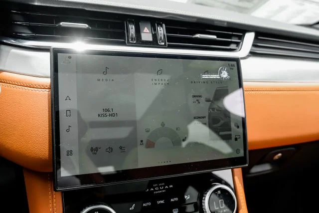 2026 Jaguar F-Pace R-Dynamic S - Photo 38