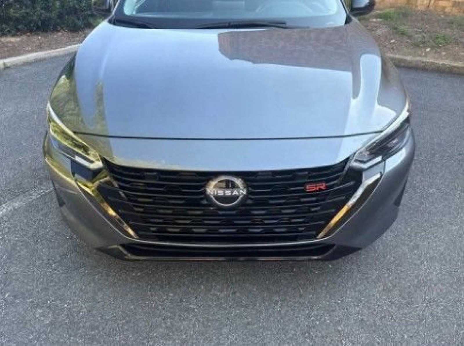 Used 2025 Gun Metallic Nissan SR image 3
