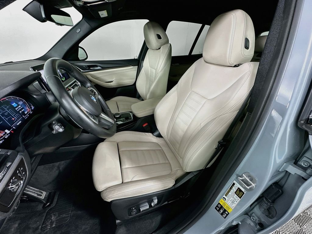 Used 2022 Brooklyn Grey Metallic BMW xDrive30i image 21