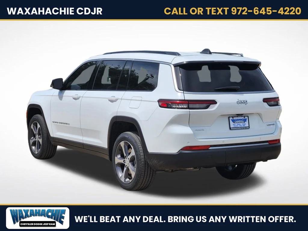 New 2026 Bright White Clear-Coat Exterior Paint Jeep Limited image 3