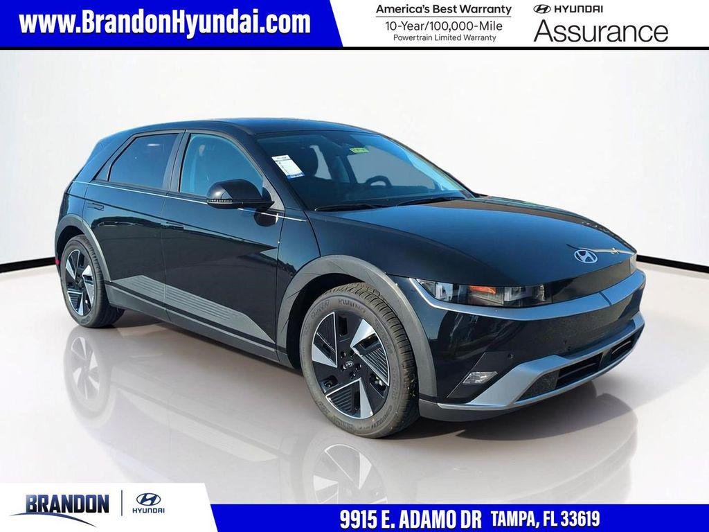 New 2026 Black Hyundai SE Standard Range image 1