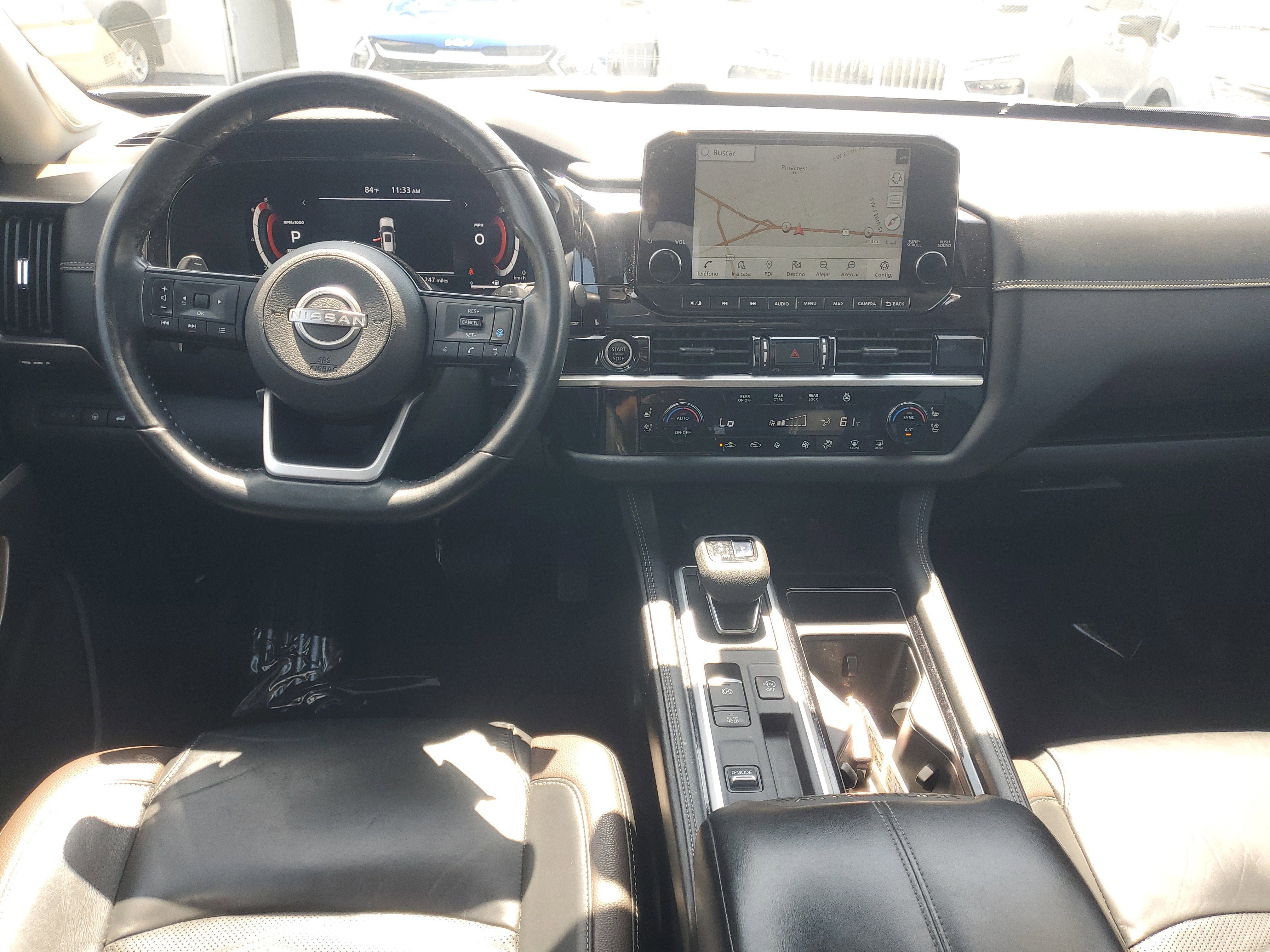 Used 2022 Brilliant Silver Metallic Nissan Platinum image 10