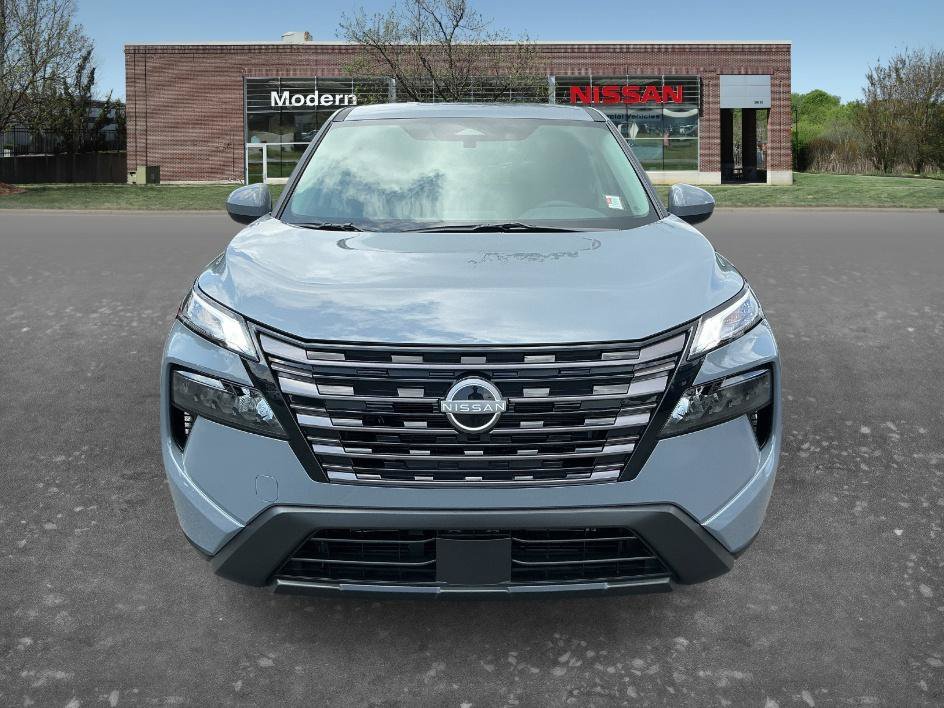 Certified Used 2026 Boulder Gray Pearl Nissan SV image 6