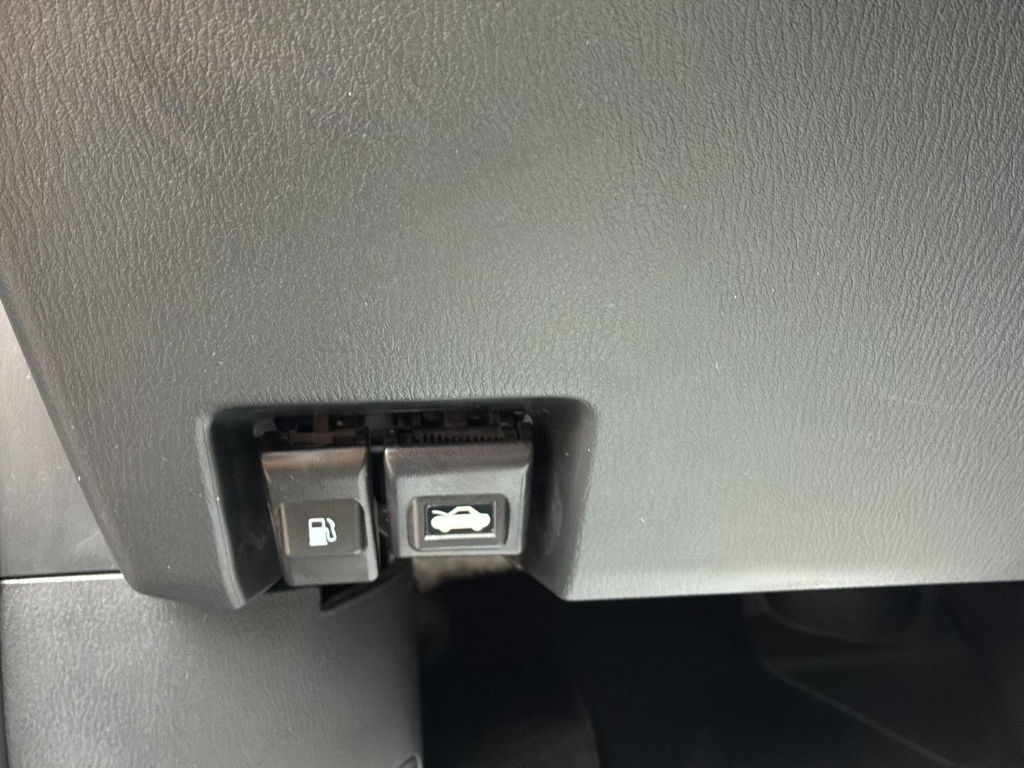 Used 2019 Jet Black Mica Mazda Signature image 16