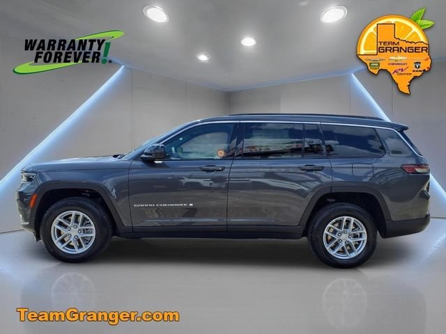 New 2026 Baltic Gray Metallic Clear-Coat Exterior Paint Jeep Laredo X image 6
