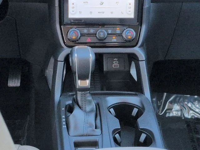 New 2026 Avalanche Ford Lariat® image 19