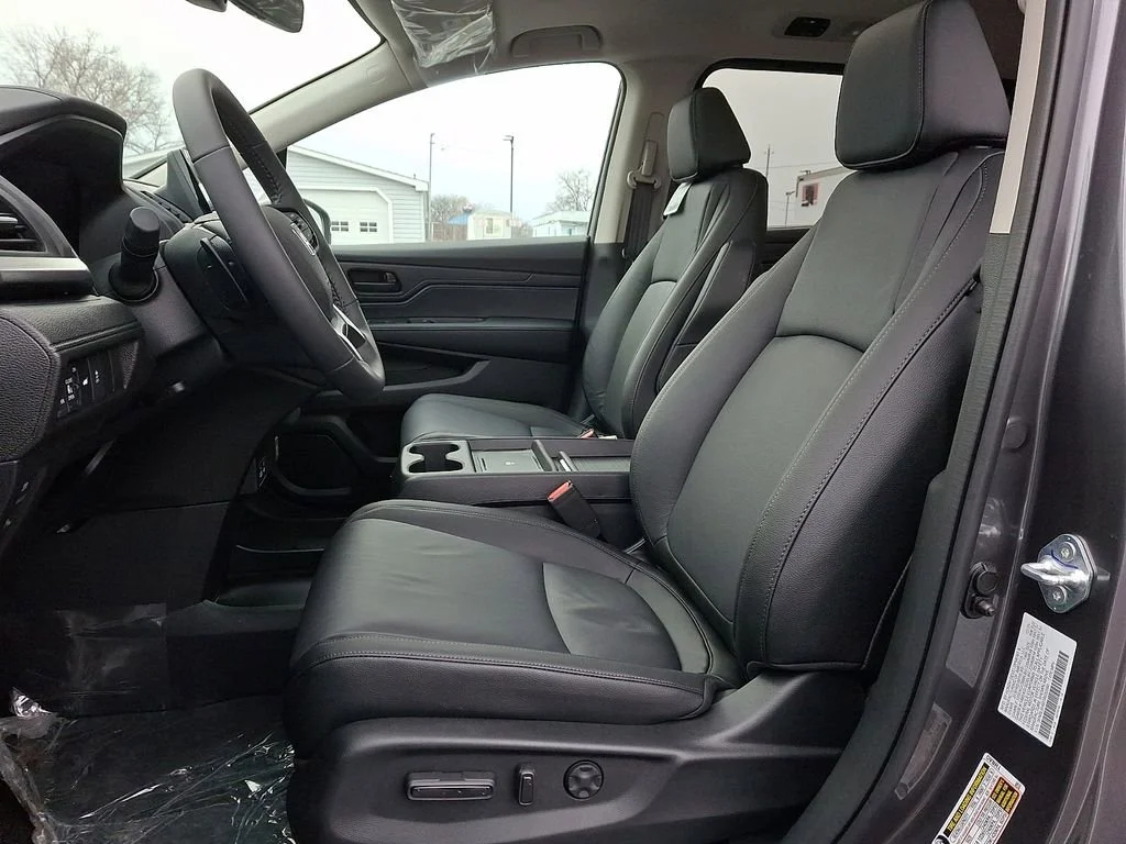2026 Honda Odyssey EX-L - Photo 7