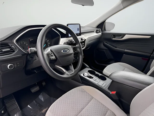 Used 2022 Gray Ford SE image 9