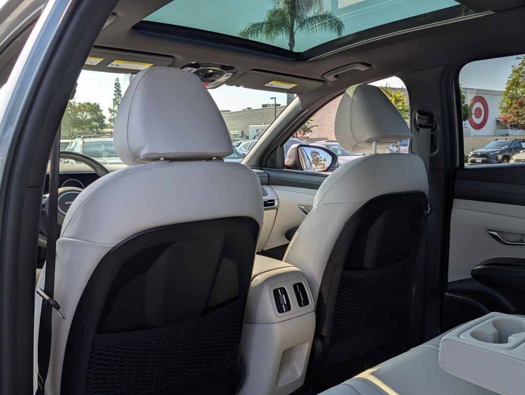 2025 Hyundai Tucson Limited - Photo 15