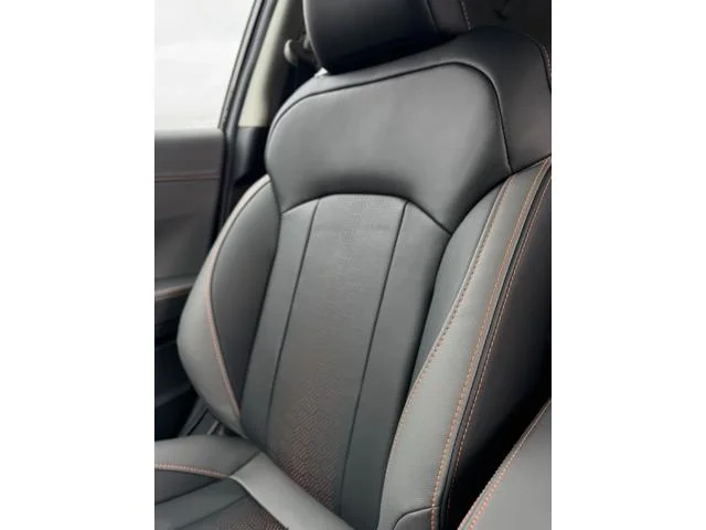 New 2026 CRYSTAL BLACK SILICA Subaru Limited image 28
