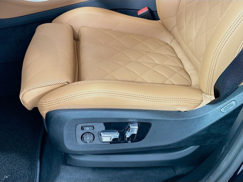 New 2026 Carbon Black Metallic BMW xDrive40i image 21