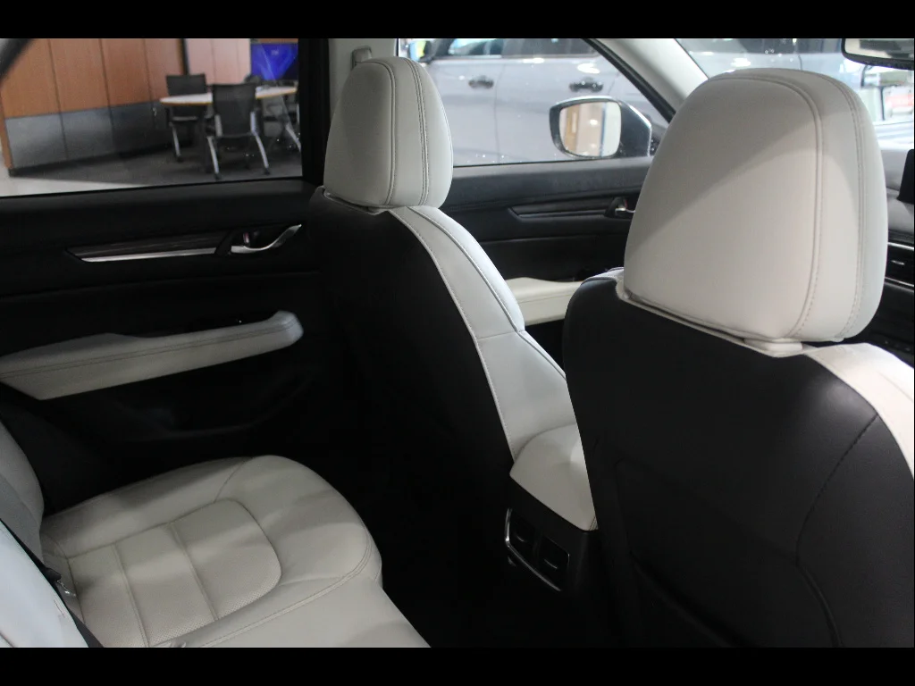 2023 Mazda CX-5 S Premium Plus package - Photo 15