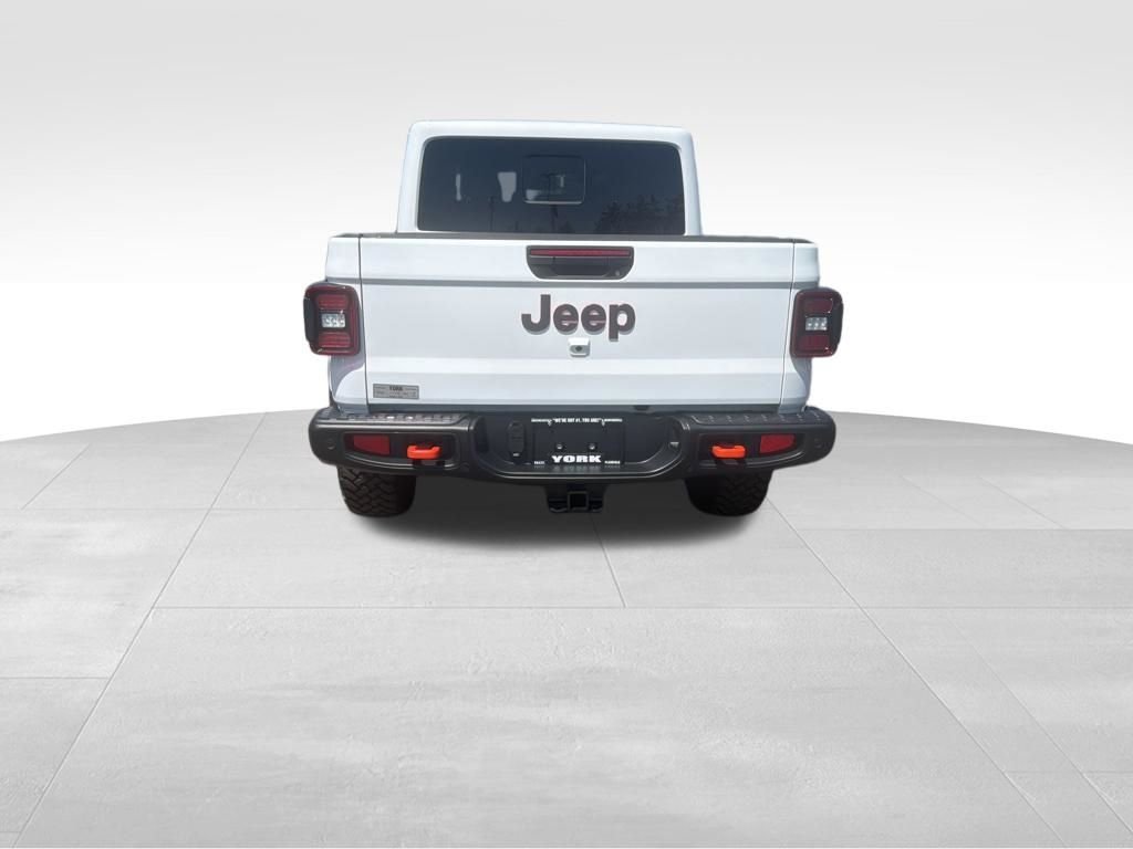 New 2026 Bright White Clear-Coat Exterior Paint Jeep Mojave X image 4