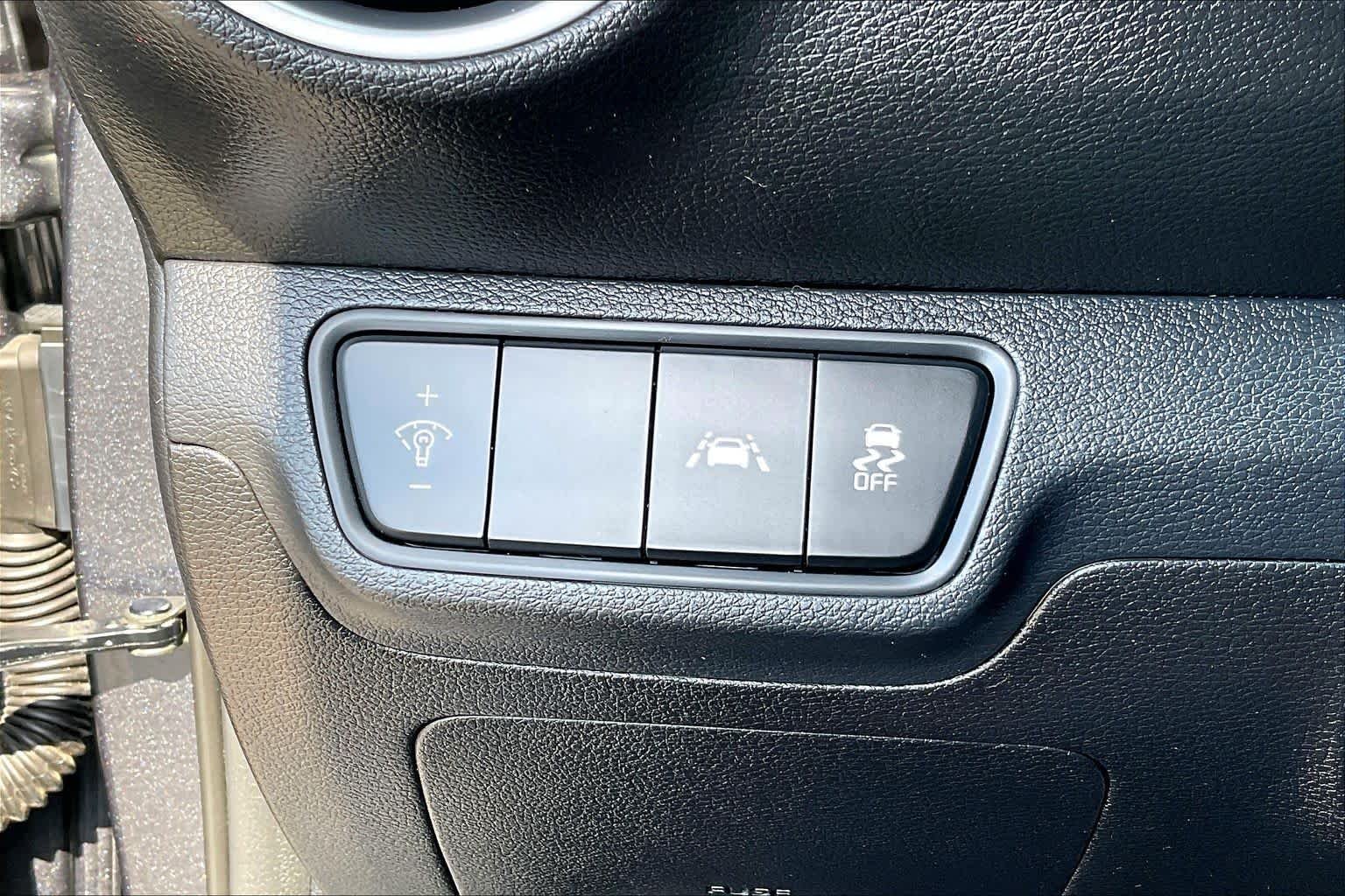 Used 2019 Gravity Gray Kia LXS image 31