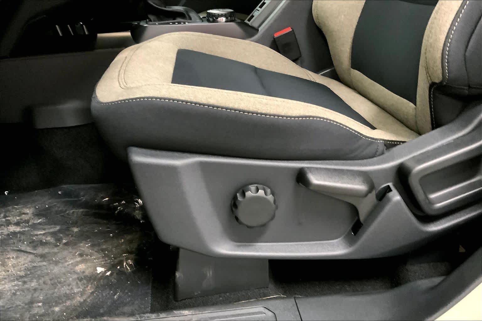 New 2026 Desert Sand Ford Big Bend® image 19