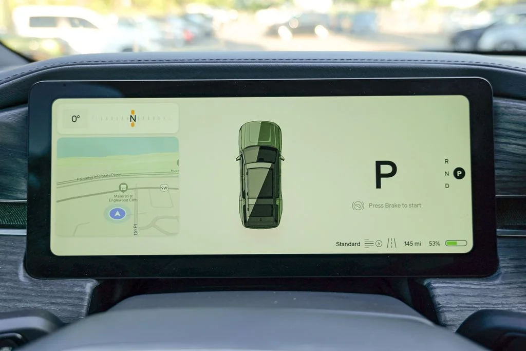 Used 2025 Green Rivian Adventure Dual Motor Standard Pack image 47