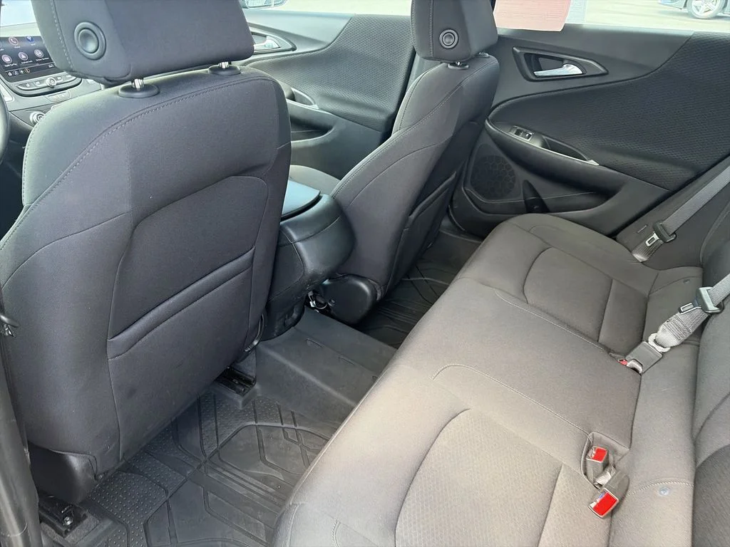 Used 2020 Black Chevrolet RS image 27