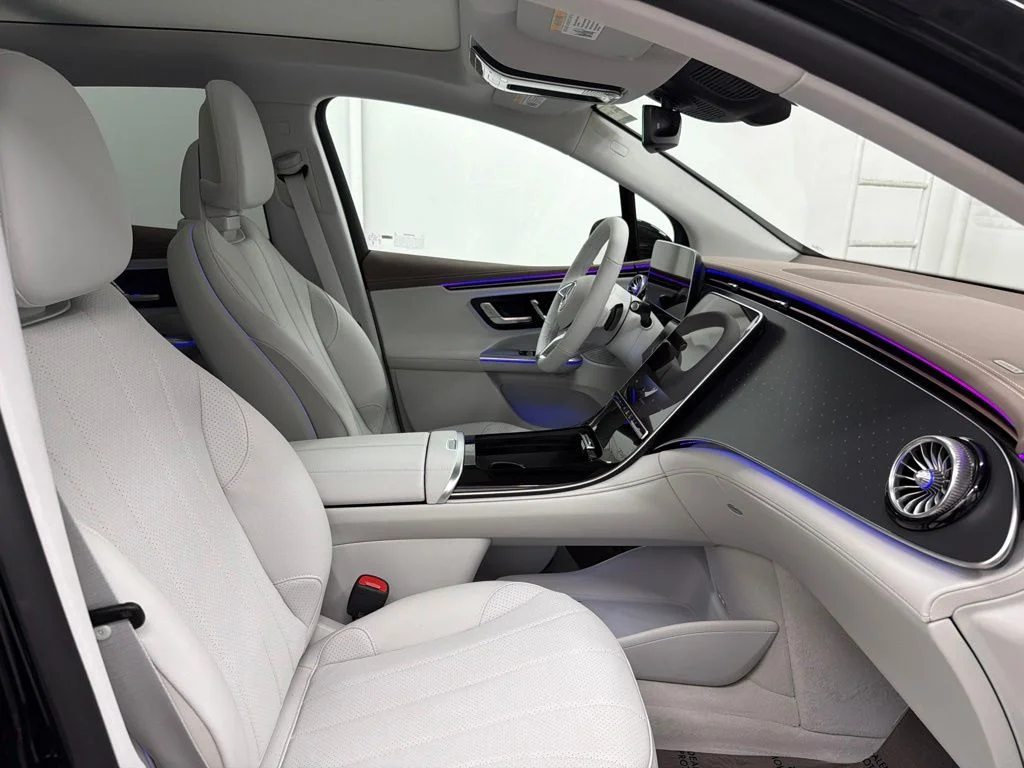 New 2027 Black Mercedes-Benz 320+ SUV image 32